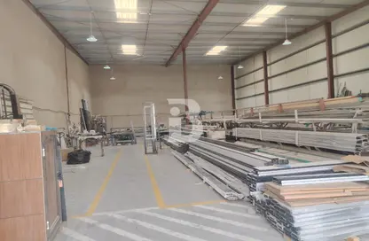Warehouse - Studio - 1 Bathroom for rent in Phase 1 - Dubai Investment Park (DIP) - Dubai