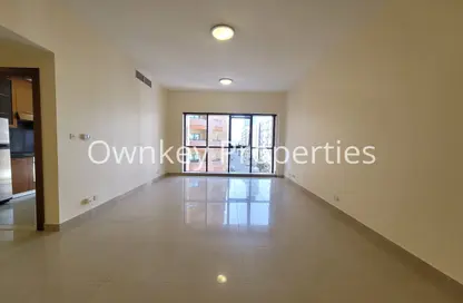 Apartment - 4 Bedrooms - 3 Bathrooms for rent in Golden Sands 9 - Mankhool - Bur Dubai - Dubai