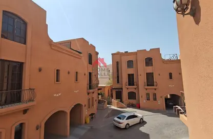 بانجلو - استوديو - 4 حمامات للايجار في منازل روضة - شارع الشيخ راشد بن سعيد - روضة أبو ظبي - أبوظبي