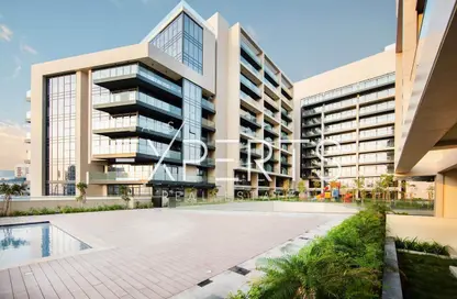 Apartment - 2 Bedrooms - 3 Bathrooms for rent in Soho Square - Saadiyat Island - Abu Dhabi
