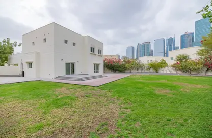 Villa - 3 Bedrooms - 4 Bathrooms for rent in Meadows 1 - Meadows - Dubai