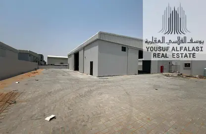 Warehouse - Studio - 2 Bathrooms for rent in Umm Al Thuoob - Umm Al Quwain
