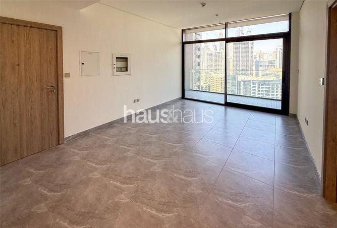 15333000 - Property Image 2