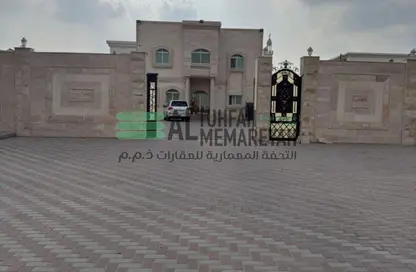 فيلا - 4 غرف نوم - 7 حمامات للبيع في الضاحية 3بي - النوف - الشارقة