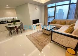 صورةغرفة المعيشة / غرفة الطعام لـ: شقة - 2 غرف نوم - 3 حمامات للكراء في فندق ومساكن برج باراماونت - الخليج التجاري - دبي, صورة 1