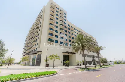 Apartment - 1 Bedroom - 1 Bathroom for rent in Golf Views - EMAAR South - Dubai South (Dubai World Central) - Dubai