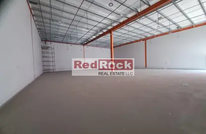 Warehouse - Studio - 2 Bathrooms for rent in Al Sajaa Industrial - Al Sajaa - Sharjah