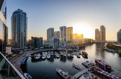 Apartment - 1 Bedroom - 2 Bathrooms for sale in Stella Maris - Dubai Marina - Dubai