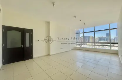 Empty Room image for: Apartment - 2 Bedrooms - 3 Bathrooms for rent in Al Salam Street - Abu Dhabi, Image 1