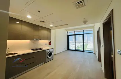 Kitchen image for: Apartment - 1 Bedroom - 1 Bathroom for rent in Azizi Riviera 21 - Meydan One - Meydan - Dubai, Image 1