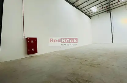 مستودع - استوديو - 4 حمامات للايجار في القوز الصناعية 4 - القوز الصناعية - القوز - دبي