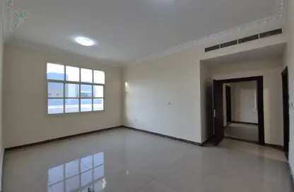 Apartment - 2 Bedrooms - 2 Bathrooms for rent in Al Ghail - Al Mutarad - Al Ain