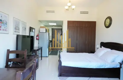 شقة - 1 حمام للايجار في مساكن النخبة رقم 7 - مساكن النخبة الرياضية - مدينة دبي الرياضية - دبي