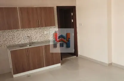 شقة - 2 غرف نوم - 3 حمامات للايجار في أورينت تاور 1 - أورينت تاور - البستان - عجمان