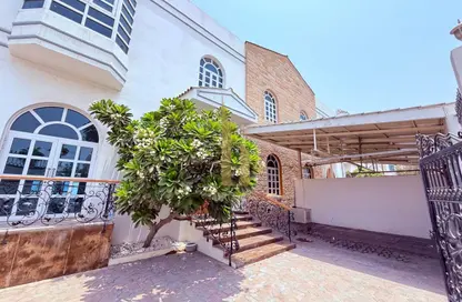 Villa - 4 Bedrooms - 4 Bathrooms for rent in Umm Suqeim 2 Villas - Umm Suqeim 2 - Umm Suqeim - Dubai