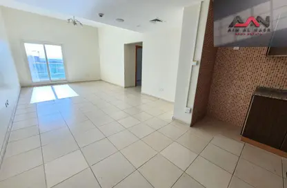 Apartment - 2 Bedrooms - 2 Bathrooms for rent in Sondos Lilac - Dubai Land Residence Complex - Dubai