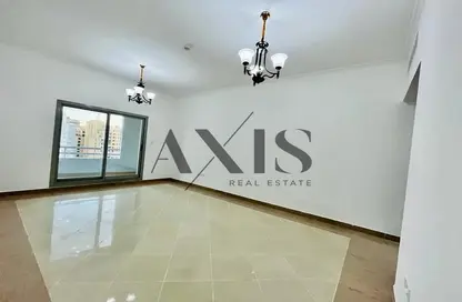 Empty Room image for: Apartment - 2 Bedrooms - 3 Bathrooms for rent in Almeer Building - Barsha Heights (Tecom) - Dubai, Image 1
