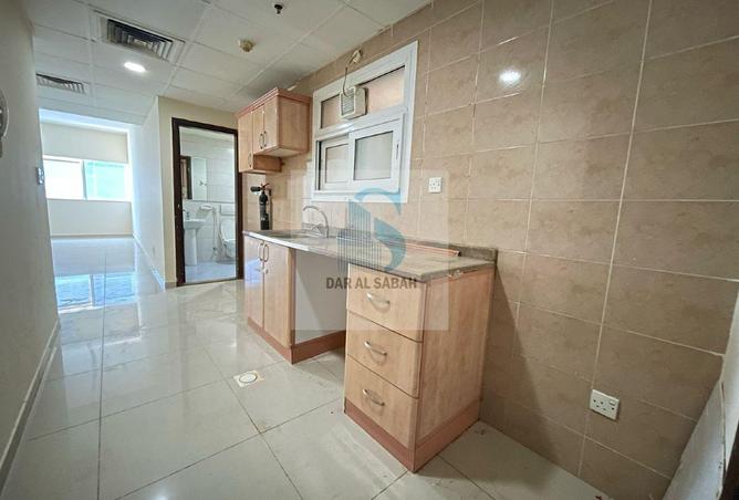 14813000 - Property Image 2