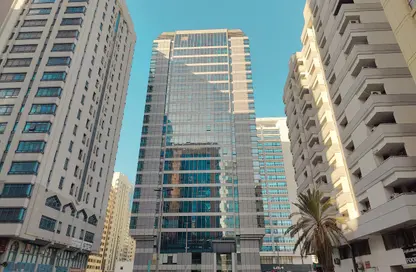 فيلا - 4 غرف نوم - 3 حمامات للايجار في برج إلكترا - شارع إلكترا - أبوظبي