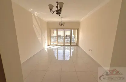 Apartment - 1 Bedroom - 2 Bathrooms for rent in Muwaileh 29 Building - Muwaileh - Sharjah