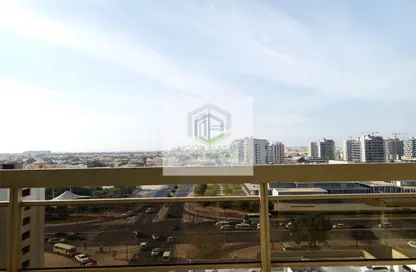Apartment - 3 Bedrooms - 3 Bathrooms for rent in Al Rostomani Towers - Sheikh Zayed Road - Dubai