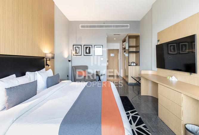 Apartment - 1 Bathroom for sale in Sky Bay Hotel - Business Bay - Dubai