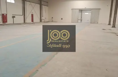 مصنع - استوديو - 6 حمامات للايجار في أم الثعوب - أم القيوين