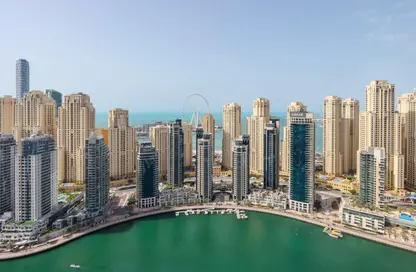 Apartment - 3 Bedrooms - 3 Bathrooms for rent in Vida Residences Dubai Marina - Dubai Marina - Dubai