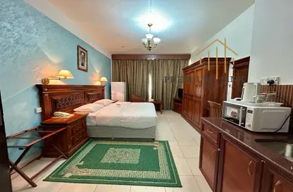 Hotel  and  Hotel Apartment - Studio - 1 Bathroom for rent in Muraijeb Tower - Hamdan Street - Abu Dhabi