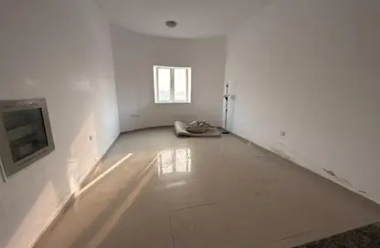 Apartment - Studio - 1 Bathroom for rent in Al Jurf 2 - Al Jurf - Ajman Downtown - Ajman