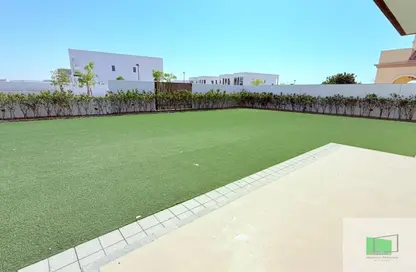 Villa - 5 Bedrooms - 6 Bathrooms for rent in Nad Al Dhabi - Al Jubail Island - Abu Dhabi