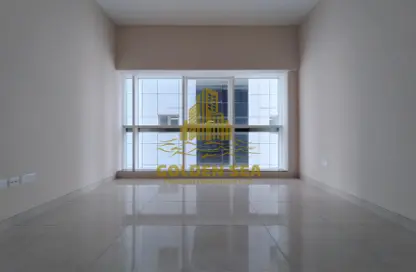 Empty Room image for: Apartment - 1 Bedroom - 1 Bathroom for rent in Al Falah Street - City Downtown - Abu Dhabi, Image 1