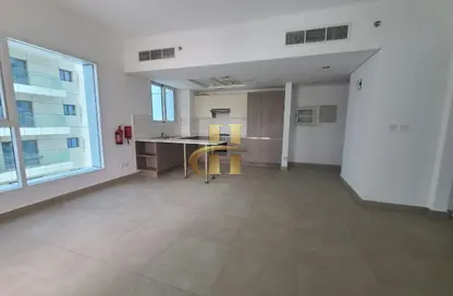 Apartment - 1 Bedroom - 2 Bathrooms for rent in Imperial Tower - Jumeirah Village Circle - Dubai