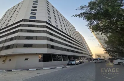 عمارة بالكامل - 8 غرف نوم - 8 حمامات للبيع في النخيل 2 - النخيل - عجمان