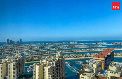 Apartment - Studio - 1 Bathroom for sale in The Palm Tower - Palm Jumeirah - Dubai