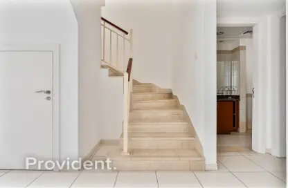Villa - 2 Bedrooms - 3 Bathrooms for rent in Springs 8 - The Springs - Dubai