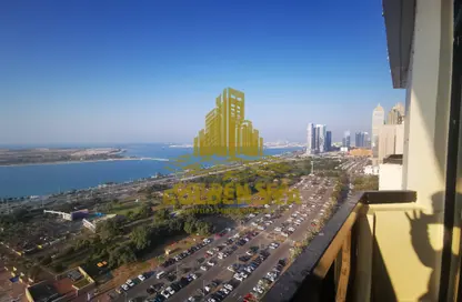 Apartment - 3 Bedrooms - 5 Bathrooms for rent in Khalidiya Centre - Cornich Al Khalidiya - Al Khalidiya - Abu Dhabi