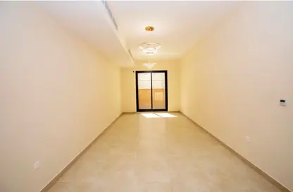 شقة - 2 غرف نوم - 3 حمامات للايجار في مبنى صلاح الدين - الخبيصي - ديرة - دبي شقة - 2 غرف نوم - 3 حمامات للايجار في مبنى صلاح الدين - الخبيصي - ديرة - دبي