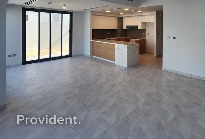 15718957 - صورة العقار 2