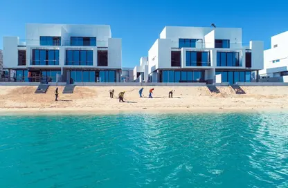 Villa - 5 Bedrooms - 7 Bathrooms for sale in Sun Island - Ajmal Makan City - Sharjah Waterfront City - Sharjah