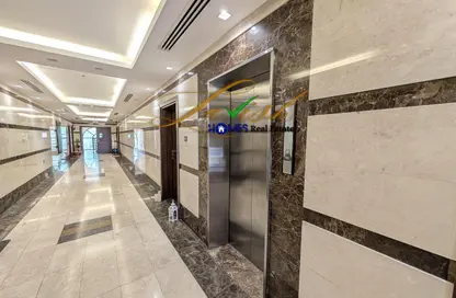 شقة - 2 غرف نوم - 2 حمامات للايجار في الجيمي - العين