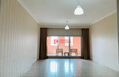 شقة - غرفة نوم - 2 حمامات للايجار في مبنى 1 - 37 - زين - ديسكفري غاردنز - دبي
