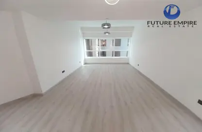 Apartment - 2 Bedrooms - 2 Bathrooms for rent in Al Manal Tower - Sheikh Zayed Road - Dubai