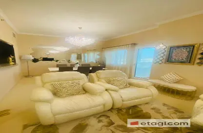 Apartment - 3 Bedrooms - 3 Bathrooms for sale in Mazaya 31 - Queue Point - Dubai Land - Dubai