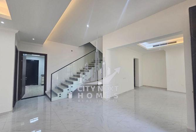 15982012 - Property Image 2