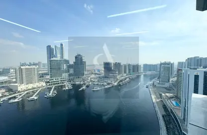 مكتب - استوديو للايجار في B2B  برج - الخليج التجاري - دبي