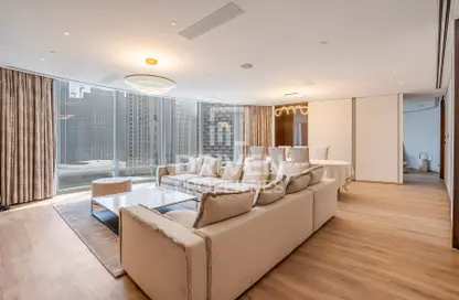 Apartment - 2 Bedrooms - 3 Bathrooms for rent in Armani Residence - Burj Khalifa Area - Downtown Dubai - Dubai