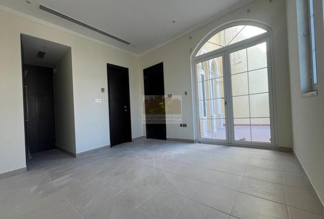 14260501 - Property Image 3