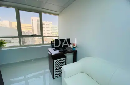 Office Space - Studio - 1 Bathroom for rent in Silver Home Building - Hor Al Anz - Deira - Dubai