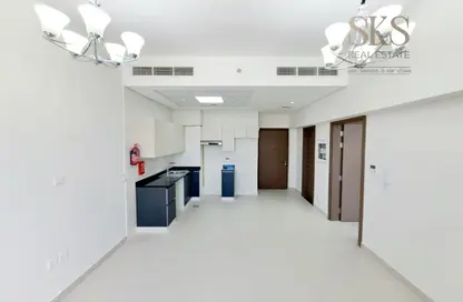 شقة - غرفة نوم - 2 حمامات للايجار في برشا بزنس سكوير - البرشاء 1 - البرشاء - دبي